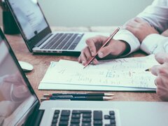 Happy Consulting - consultanti financiari Bucuresti